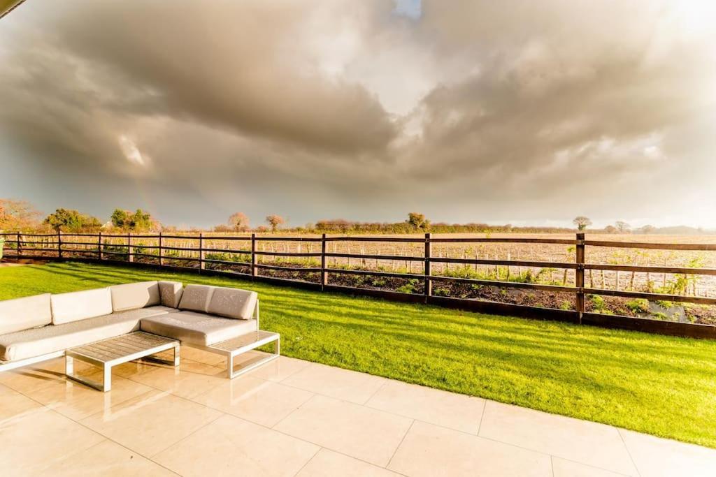 Beautiful Barn Conversion Close To The Broads Dilham Εξωτερικό φωτογραφία