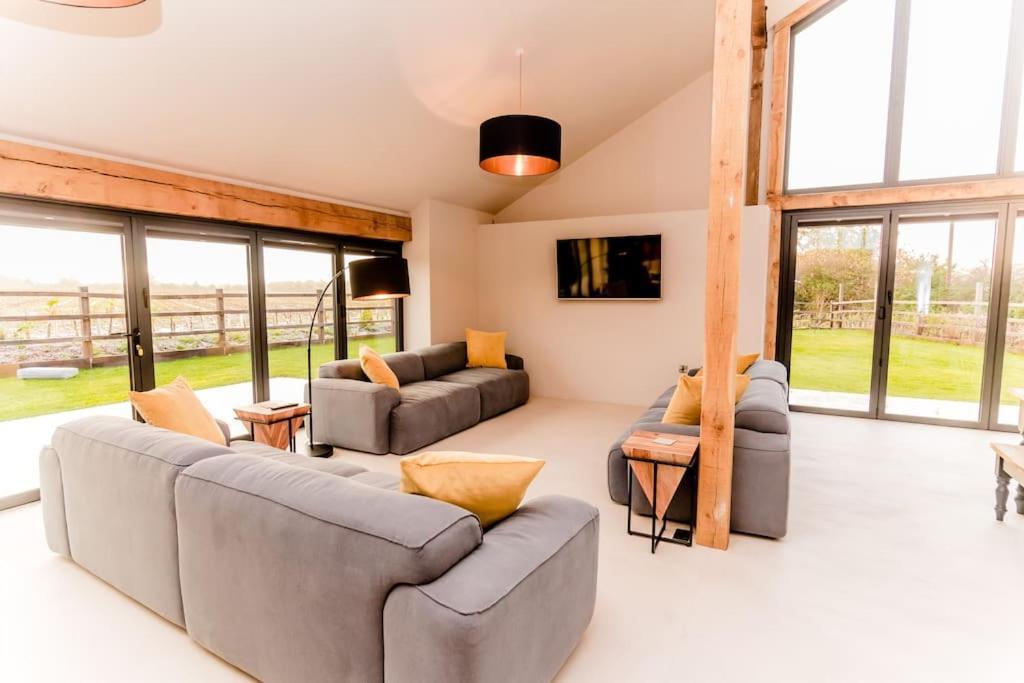 Beautiful Barn Conversion Close To The Broads Dilham Εξωτερικό φωτογραφία